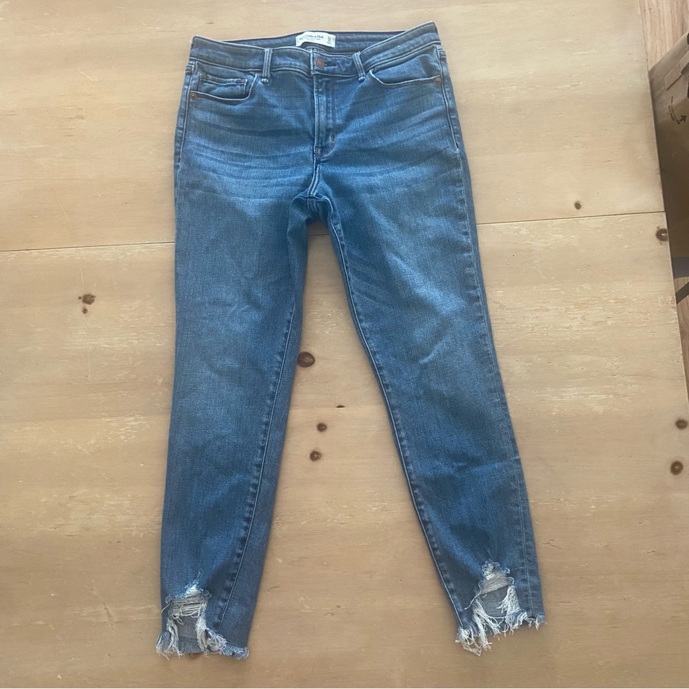 Abercrombie & Fitch Women’s Size 31 Denim Jeans The Super Skinny Ankle Mid Rise